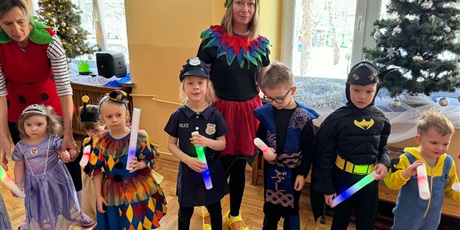 Powiększ grafikę: bal-karnawalowy-foto-edycja-669479.jpg