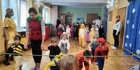 Powiększ grafikę: bal-karnawalowy-foto-edycja-669485.jpg