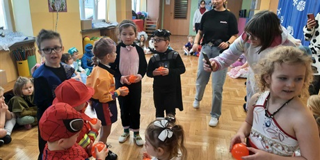 Powiększ grafikę: bal-karnawalowy-foto-edycja-669486.jpg