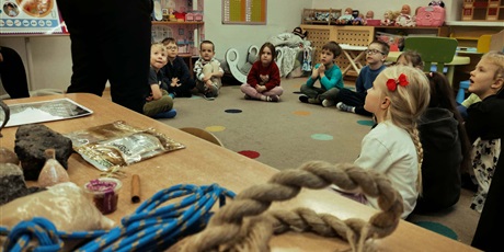 Powiększ grafikę: codzienne-zycie-pszczolek-666714.jpg