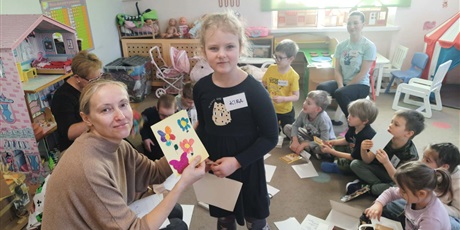 Powiększ grafikę: codzienne-zycie-pszczolek-678762.jpg