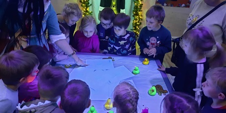 Powiększ grafikę: fabryka-elfow-666690.jpg