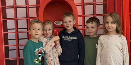 Powiększ grafikę: fabryka-elfow-666693.jpg