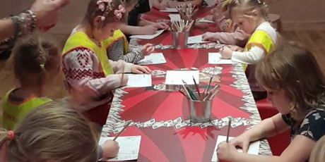 Powiększ grafikę: fabryka-elfow-666697.jpg