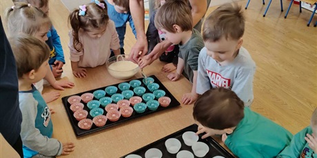 Powiększ grafikę: wielkanocne-przygotowania-685845.jpg