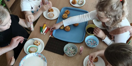 Powiększ grafikę: wielkanocne-przygotowania-685850.jpg