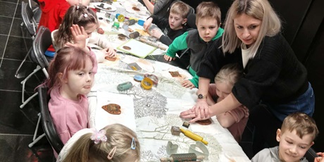 Powiększ grafikę: wiosenne-wyjscia-pszczolek-679992.jpg