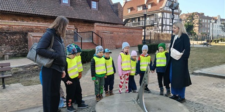 Powiększ grafikę: wiosenne-wyjscia-pszczolek-679997.jpg