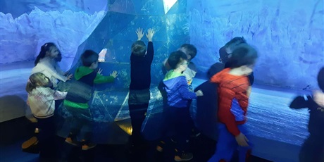 Powiększ grafikę: wiosenne-wyjscia-pszczolek-679998.jpg